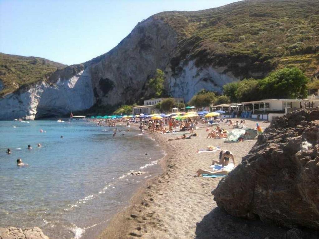 Clorinda - Immobilevante Ponza Camera foto