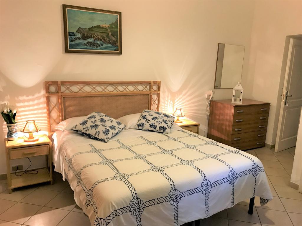 Clorinda - Immobilevante Ponza Esterno foto